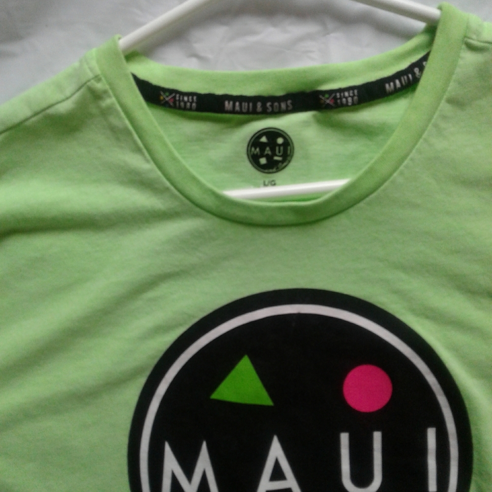 (3/$25 bundle)Women's large Maui and Sons short sleeve t-shirt - Picture 3 of 6